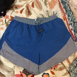 RARE Evergreen High-Rise Short 4.5"